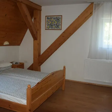 Frühstückspension Balf Panzio